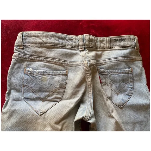 LEVI’S Lady Style Denim - Picture 5 of 6